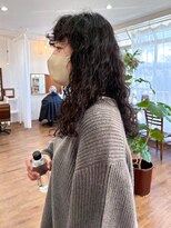 ムク(Muku)&nbsp;ロングパーマスタイル