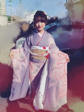 ヘアーメイク クイール(Hair Make Cuiiru) ちょっぴり多め後れ毛、カールアップ