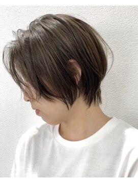 アン ビー(an B) ハンサムショート×オリーブベージュ