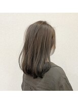 アグランテトラ 野田阪神店(a Gland tetra) 20・30・40代　小顔ミディ大人可愛いゆるふわカーキベージュ