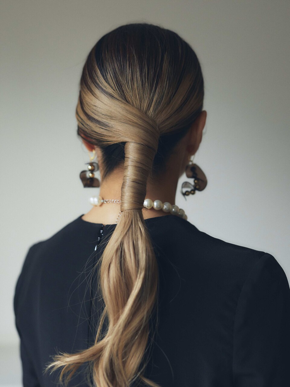 パーティーヘアセット リープ一束タイトヘアアレンジ：L138503140