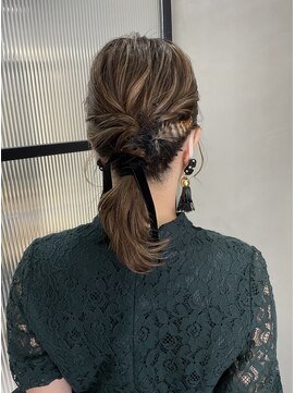 フェリア 松山(Feria) 【Feria松山】カジュアルポニーテール-相原愛梨-