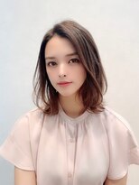 大人ミディアムレイヤーアッシュブラウン透明感20代30代40代