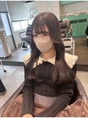 グレー