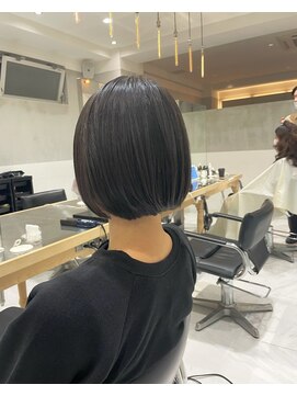 ガリカ 蔵前(Gallica) 【佐久間史将】しっとりおさまるぱっつんボブx地毛風カラー