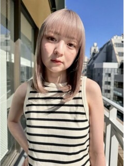 ニュアンスカラー艶髪/ホワイトベージュ/金髪