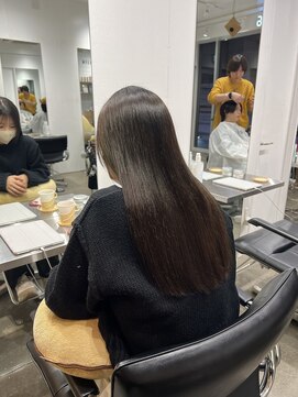 ミラ 新宿(MILA) 美髪縮毛矯正/酸性ストレート/髪質改善【YU-KI】