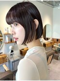 顔周りレイヤーカットグレージュカラーくびれボブショートカット