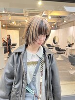 ゾーイ(ZOEY)&nbsp;顔周りレイヤーボブ×ブロックカラー