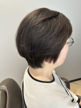 クラッシー(CLASSY) 新色☆白髪ぼかしカラートップふんわりショート