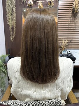 ルアン(Luan) オリーブベージュ