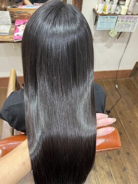 ル コワン ククー(Le coin coucou) 酸性ストレート