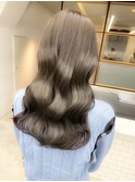 髪質改善カラーくびれ巻き髪ロングヘア透明グレージュ