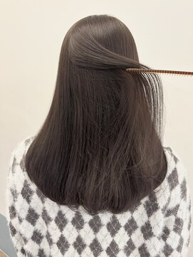 ローネス ギンザ(LONESS ginza) レイヤーカット/小顔カット/くすみベージュ/透明感カラー