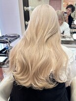 リー 梅田(Lee)&nbsp;Ryosuke/ブリーチ2～3回必須/ハイトーン/ベージュ/髪質改善