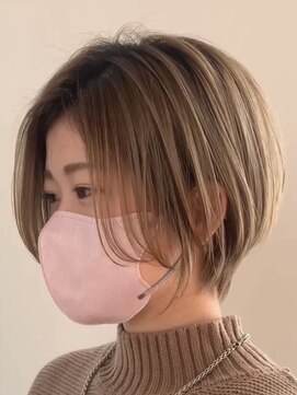 ヘアーアンドビューティー ザ ビー(Hair & Beauty the B) 、