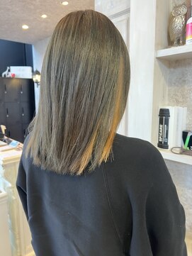 キャアリー(Caary) 福山市美容室Caaryブリーチインナーカラー透明感グレージュ