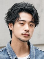 フィフス 大分(fifth)&nbsp;大分メンズパーマルーズパーマシャドウパーマセンターパート緩め