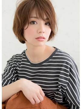 アズーア ヘアーアンドスパ(azure hair&spa) 大人シンプルショート