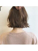 シエナ(CIENA)&nbsp;【CIENA】外ハネ切りっぱなしボブ×ベージュ