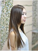しっとりツヤストレート