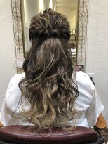メレットバイホーム(Meret by Home)&nbsp;ハーフアップアレンジ/30代40代50代