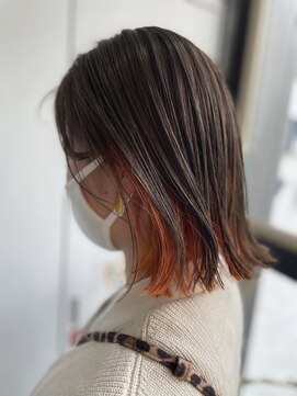 ヌード(NUDE) 「NUDE」#くすみカラー インナーカラー オレンジ ぱっつんボブ