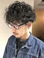 ヘアー アイス ルーチェ(HAIR ICI LUCE) スパイラルパーマ ソフトアフロ 刈り上げ ツーブロック / 井上