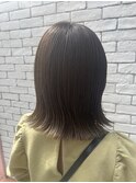 【オリーブベージュ×ミニボブ】