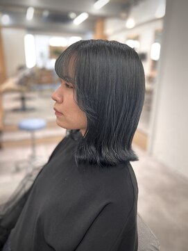 リノショアーズ 元町店(RINOSHORES) 20代30代大人可愛い艶感アッシュグレージュケアブリーチ