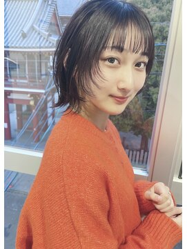 イル(ill) セミウルフ　外はね　ボブ　大須