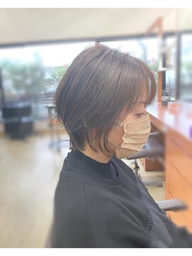 リノアバイフェリア(LINO’A by felia) ３０代４０代50代☆スタイリングが簡単☆くびれショート