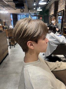 ユキオ ダル(Yukio Dal) 20代30代ダブルカラーブリーチ立体感グラデーション透明感