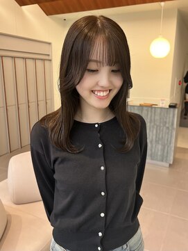 ローレンアオ(LOREN AO) イメチェン/ホワイトブロンド/外ハネボブ/美髪/矢場町