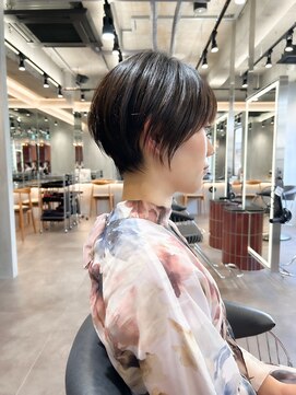 ロンド エメ 柏(Lond aimer) 柏で1番綺麗な髪質改善くびれヘアショートボブハイライトカラー