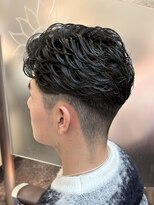 ゼロスバーバー(0's BARBER SHOP)&nbsp;ビジネスヘア×好印象パーマ◎刈上げマッシュ×ニュアンス