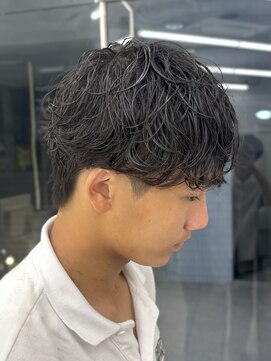ウィル バイ ブラウン(Vir by Brown) MEN’S HAIR/サーフカール/刈り上げセンターパート/藤沢