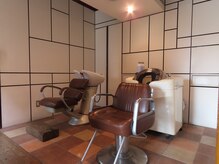 毛穴の汚れを取る自動シャンプー台完備◎手洗いシャンプーも可能