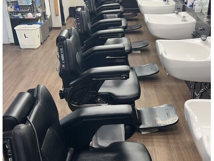 BARBER SHATORE 立花店【バーバーシャトレ】の写真