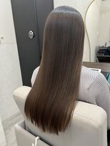 イル 天神西通り店(ill)&nbsp;20代30代ボブ/ミディアムレイヤー／グレージュ/透明感/天神/大名