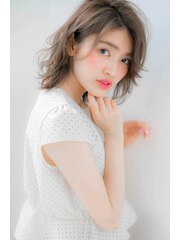 ＊LOREN＊トップノット小顔かわいいミディアムヘアにイメチェン