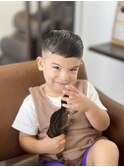 《キッズカット》お子様大歓迎サロン!楽しい時間を過ごせます☆