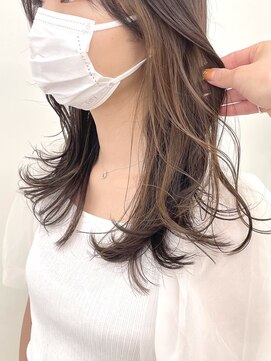 ニューラインギンザ(New-Line 銀座) [中野莉子] ブリーチ無しインナーカラー　ニュアンスカラー