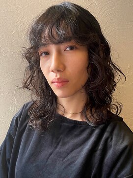 ヘアモード カクテル ミディアムウルフ×くるくるパーマ 【MARIA】