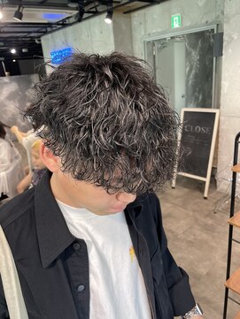 スリー 横浜(THREE) 【GEN】指名限定 波巻き/波巻きスパイラル/メンズマッシュ