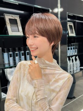 ハルキミナト ジャパン トウキョウ(HARUKI MINATO japan TOKYO) 20代30代40代50代/丸みショート/クビレ/前髪あり/表参道