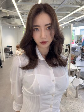 ラルムバイシー 新宿(LARME by Sea) くびれミディアム×モカブラウン(新宿/韓国/顔周りカット)