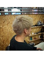 グラウンドタイガー(GROUNDTIGER)&nbsp;スパイキーショート