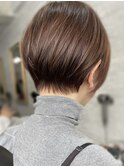 ショートボブ丸みナチュラルショートカットメルティカラー