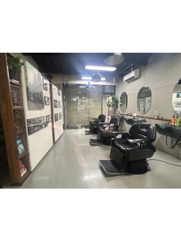 ◆創業92年３代目老舗バーバー◆都内勤務で培った高い技術力でトレンドのメンズスタイルを提供します☆